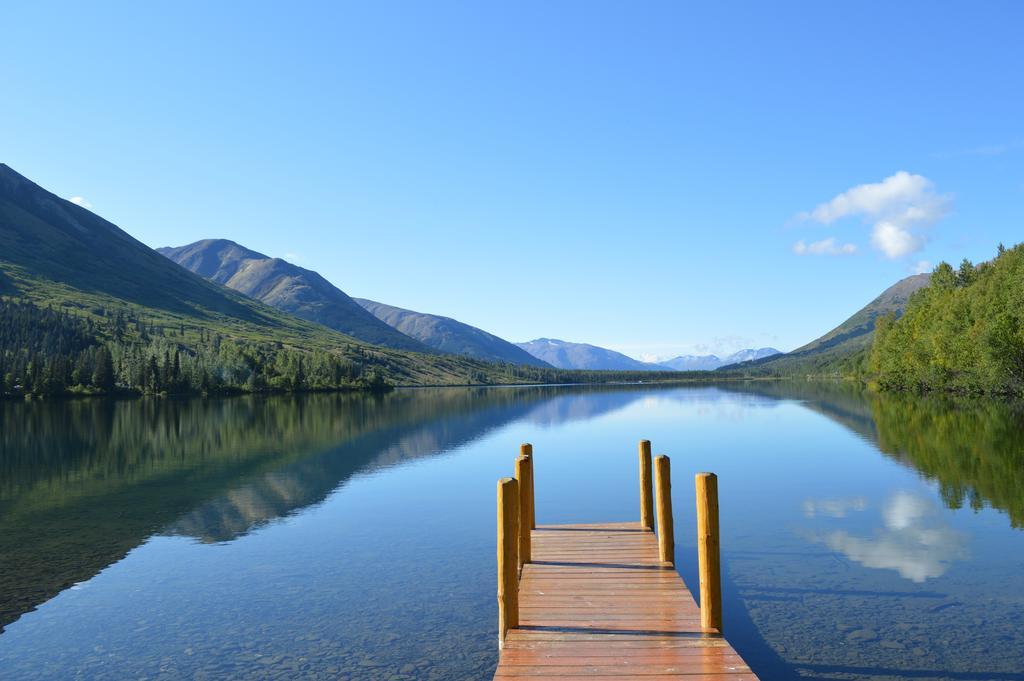 Summit Lake Lodge Quarto foto