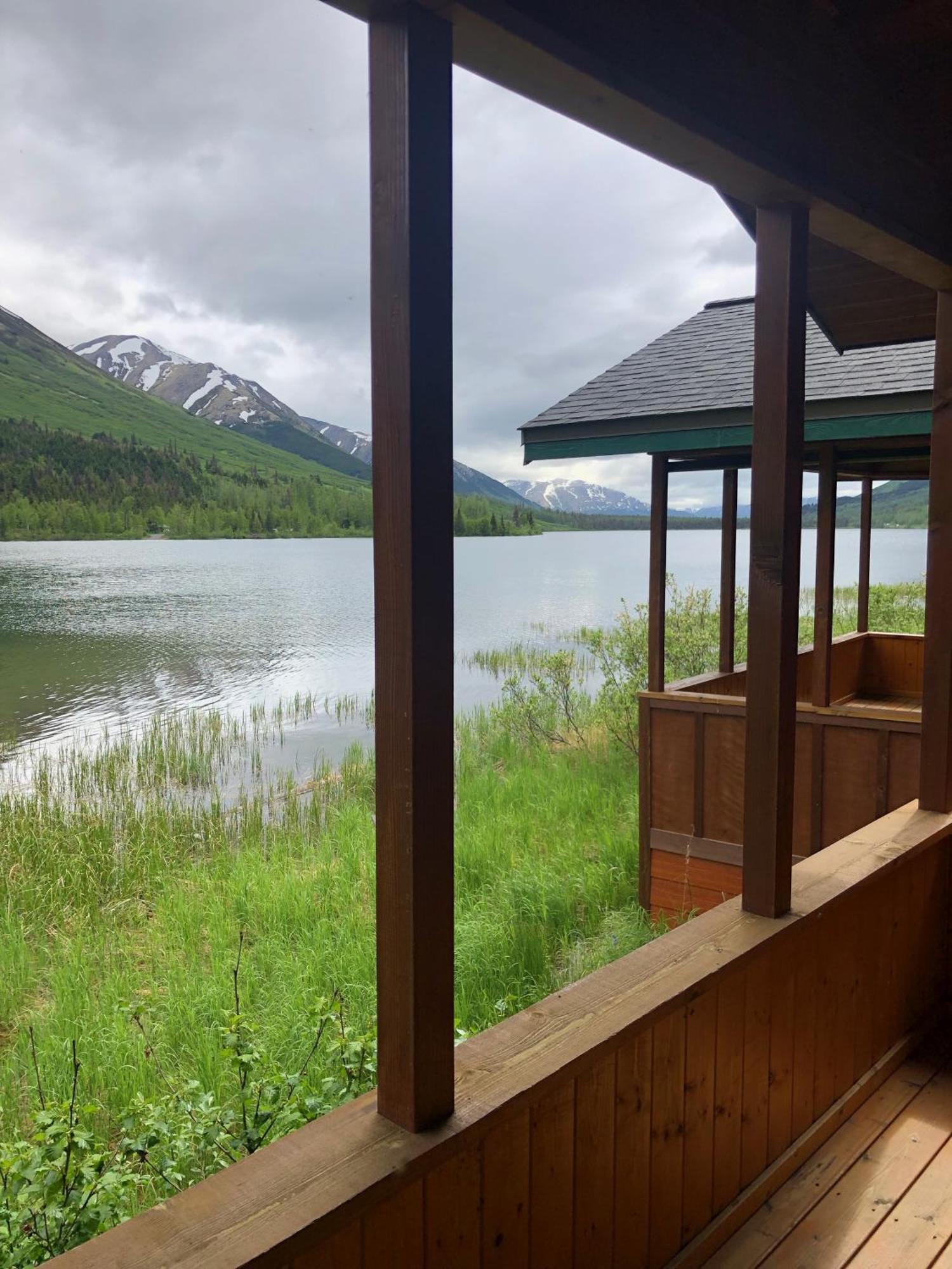 Summit Lake Lodge Exterior foto