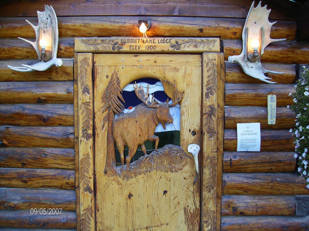 Summit Lake Lodge Exterior foto